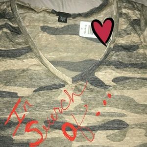 I.S.O....TORRID CAMO TSHIRT SIZE 3